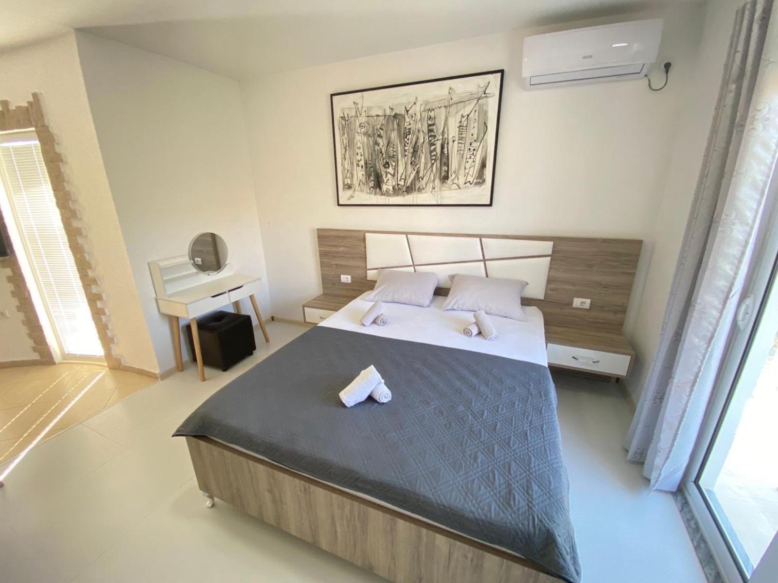 Gjinaj Apartments Ulcinj Exterior foto